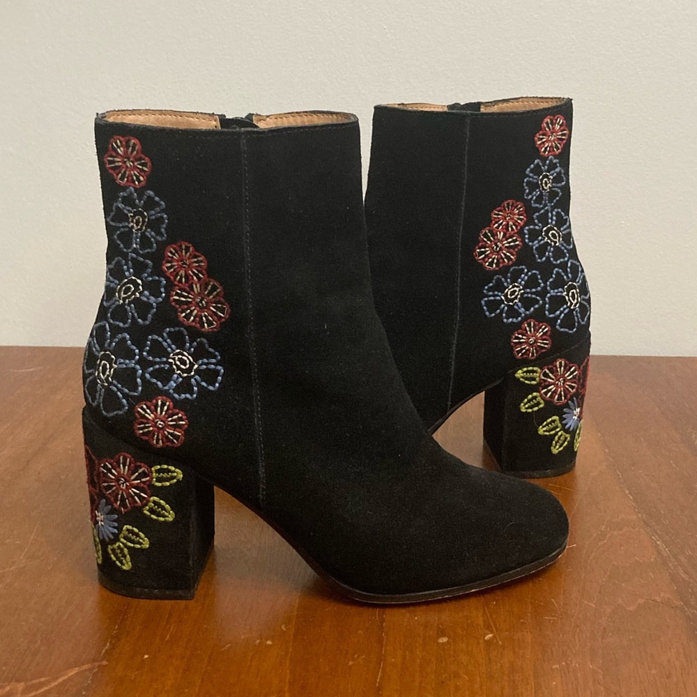 BETTY By BETTY MULLER Embroidered Boots Size 7.5 Boho Fall High Shaft Trendy
